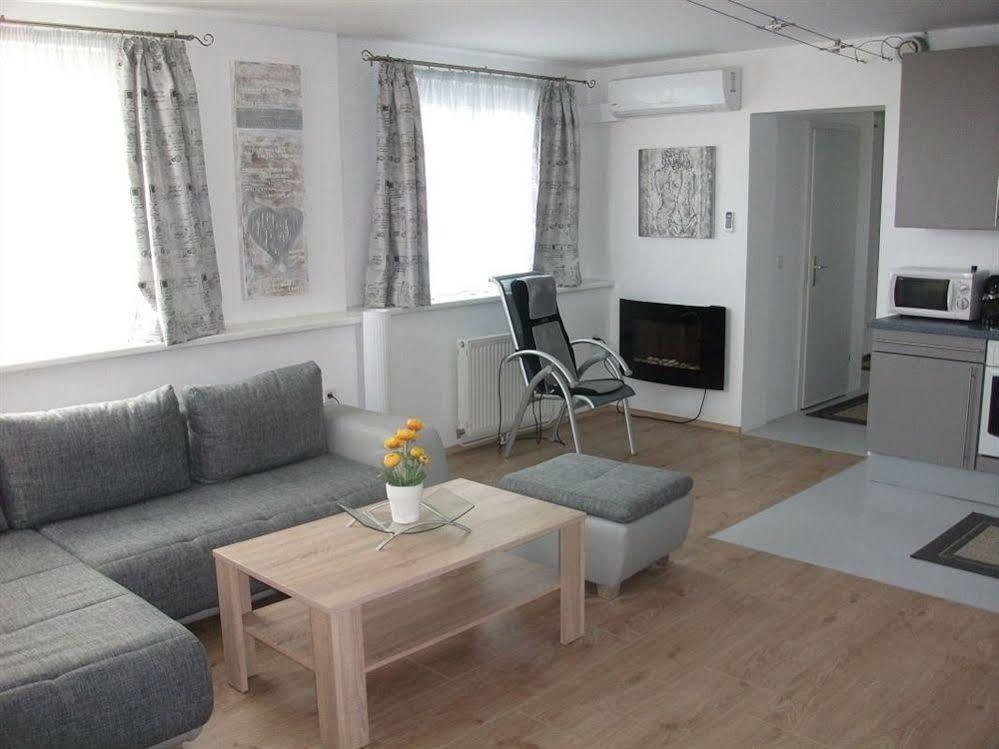 Ch-Vienna City Rooms Esterno foto