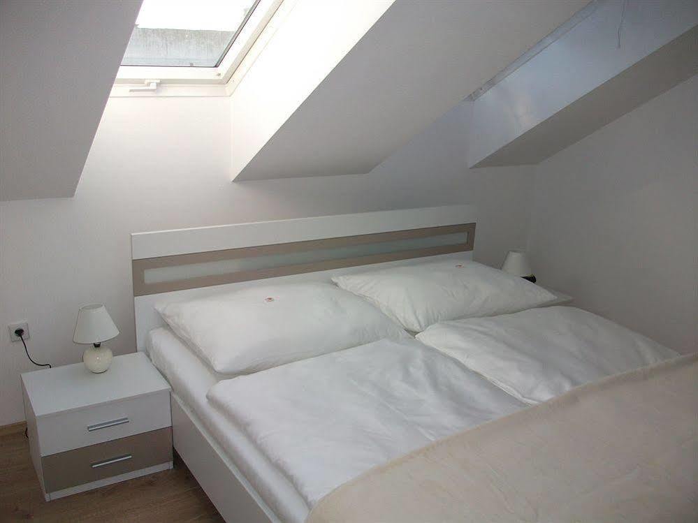 Ch-Vienna City Rooms Esterno foto